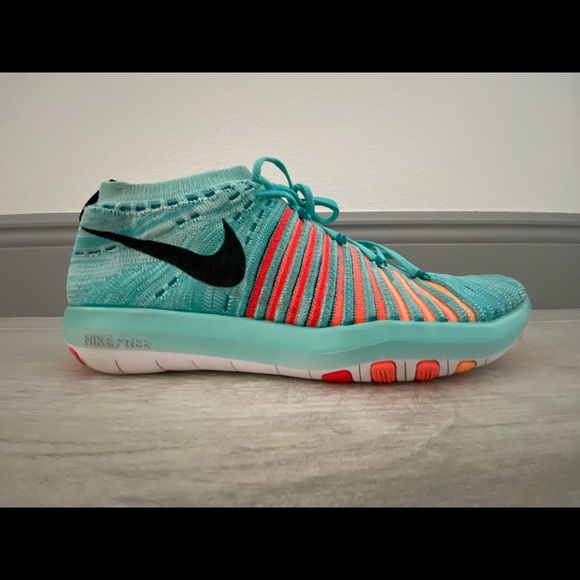Nike Shoes - Picture 2 of 6